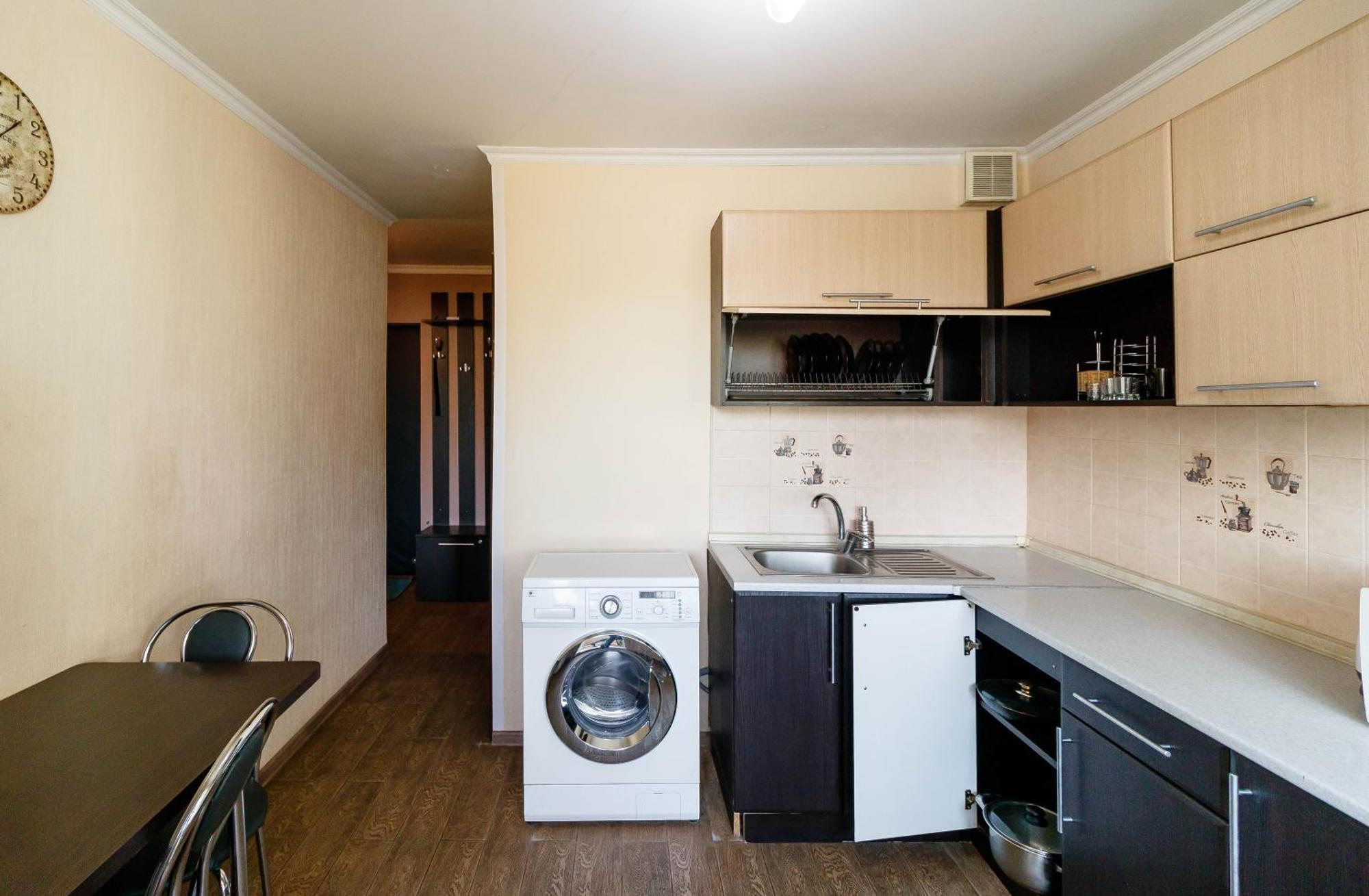 Apartment Kvartirkoff Na Obolonskiy Prospekt 9 Kyiv